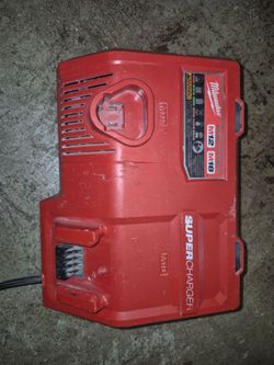 12 to 18 volts super charger for sale Works Great