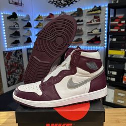 AIR JORDAN 1 RETRO “BORDEAUX” SIZE 10.5