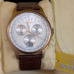 Vintage Men's Invicta Leather Band Watch 