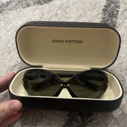 Louis Vuitton Daphne Sunglasses 