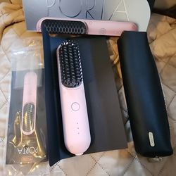 Tymo Porta Portable Hair Straighting Brush for Sale in Los Angeles, CA -  OfferUp