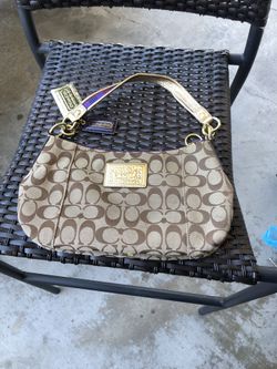 Coach Authentic hand bag