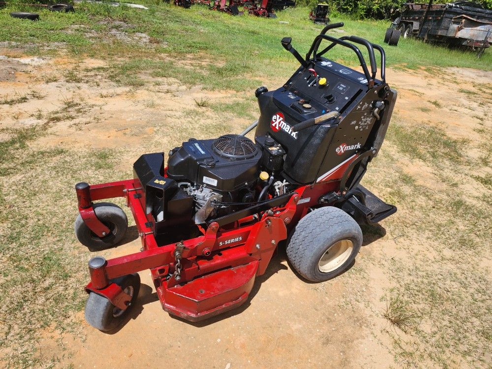 Exmark Vantage Zero Turn 36 Inch Lawn Mower 