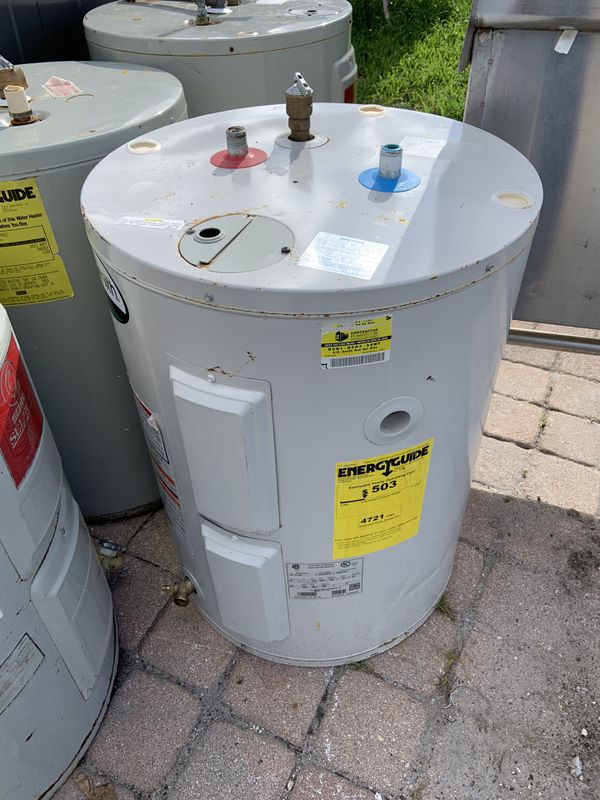used-water-heater-30-gallons-and-40-gallons-checked-by-a-mechanic