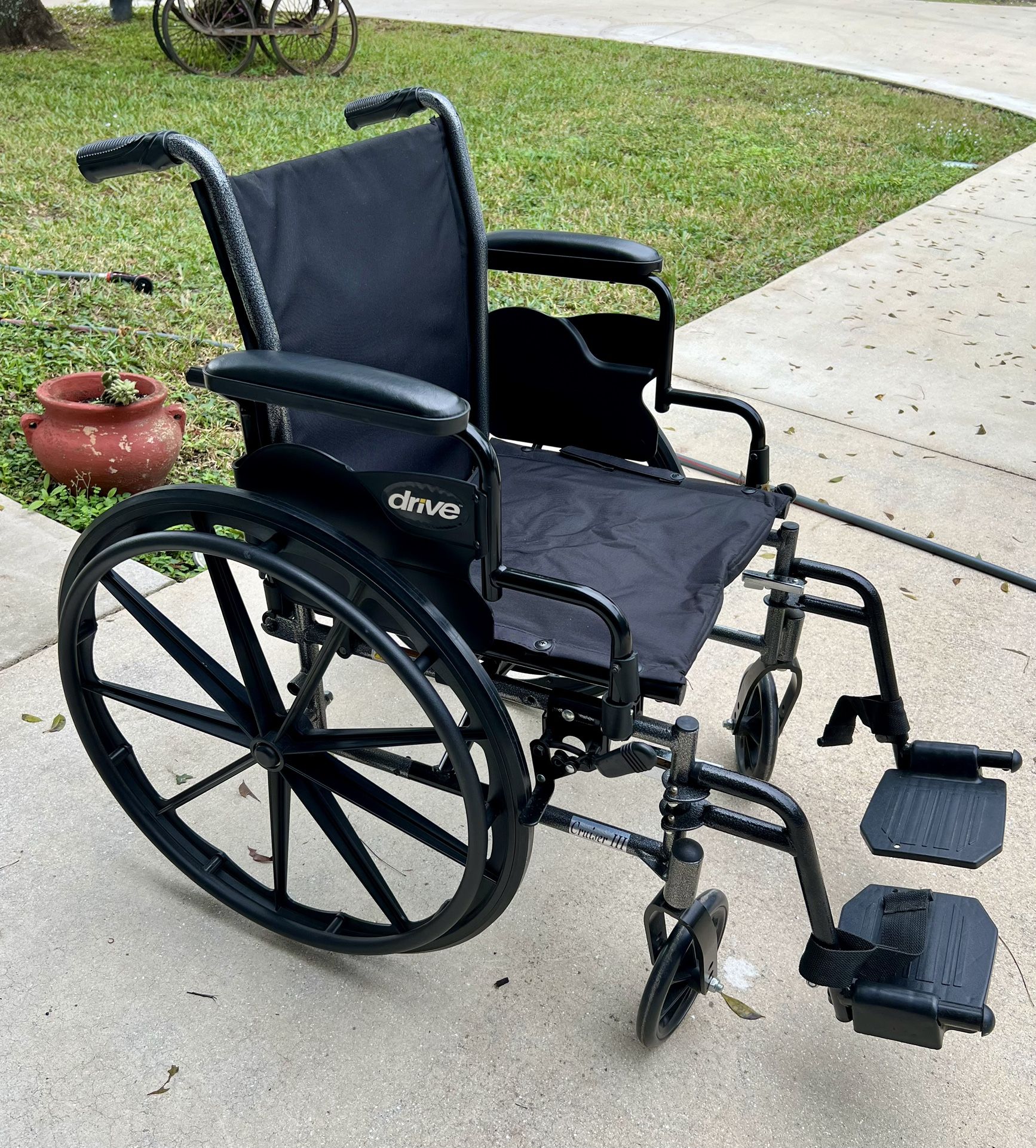 Drive Cruiser III Wheelchair Never Used