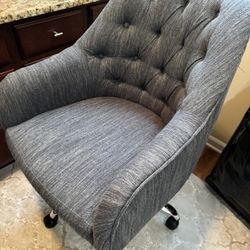 Upholstered Office Chair 