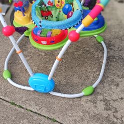 Baby einstein play center