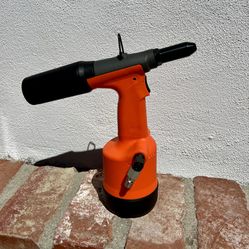 1/4” Air Hydraulic Riveter Pneumatic Composite Body