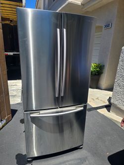 33” w  Samsung refrigerator French door stainless  steel