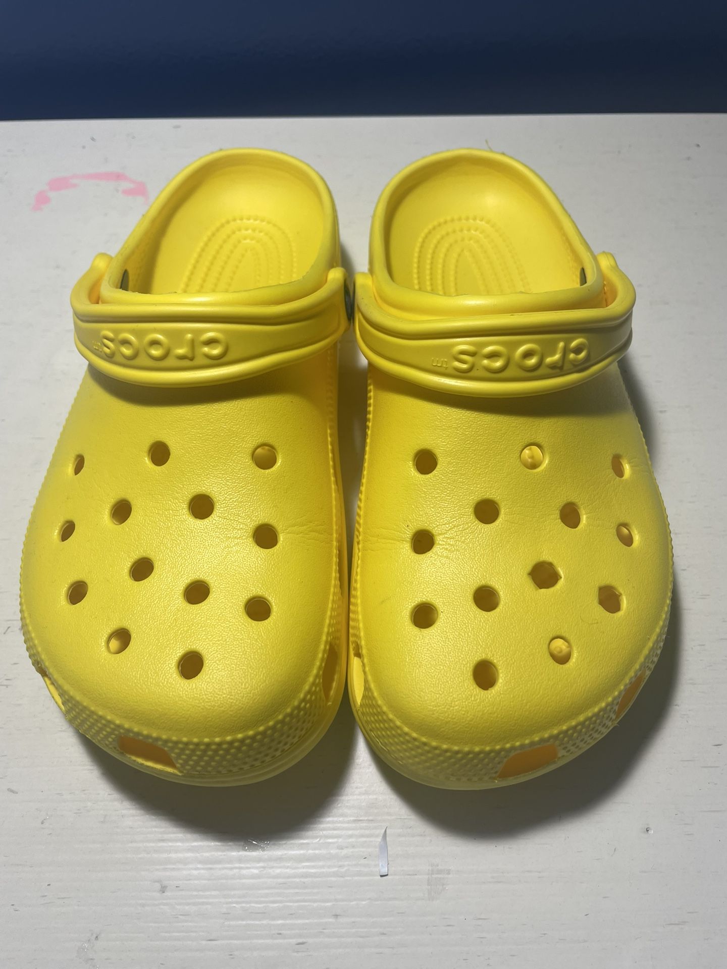 Yellow Crocs Size 7 Men’s/9 Womens