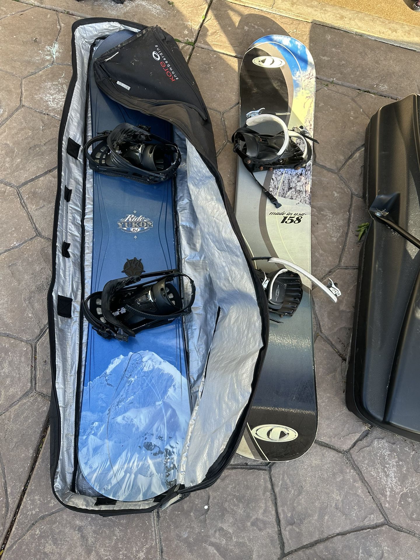 2 Snowboards And Bag