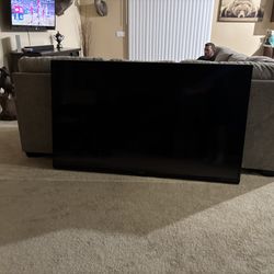 Sharp TV 70 inch (willing to negotiate)