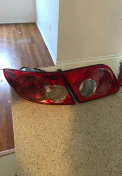 Rear Mazda 6 light fixtures