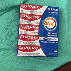 Toothpaste Exp 26. Pasta De Dientes Fecha De Expiración 26
