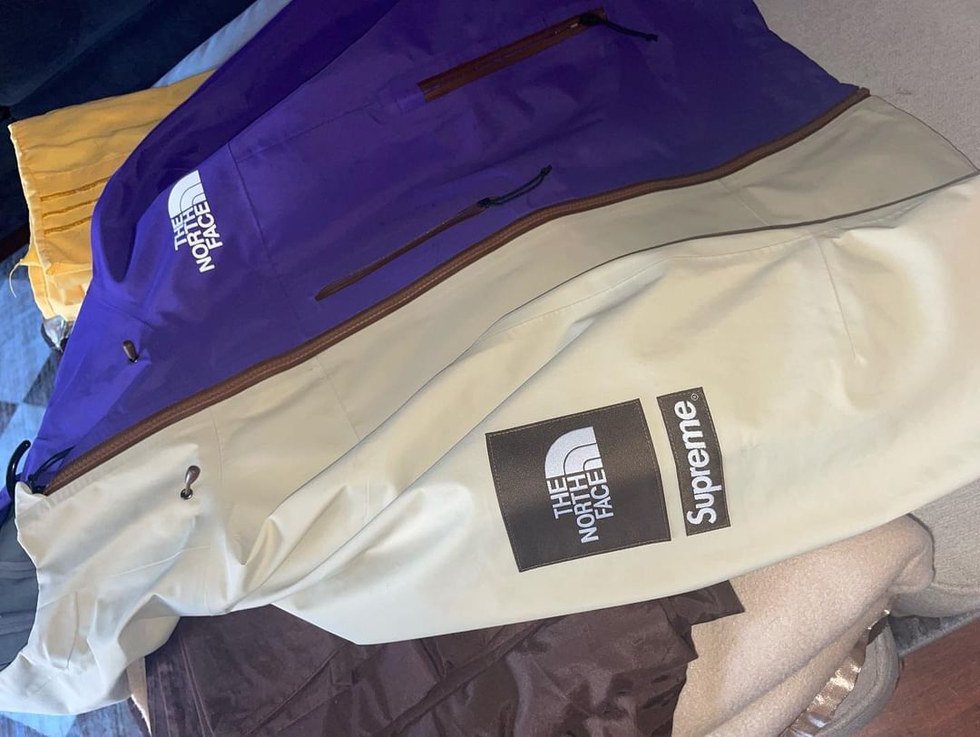 Supreme X North face Split Jacket