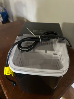 Ice maker