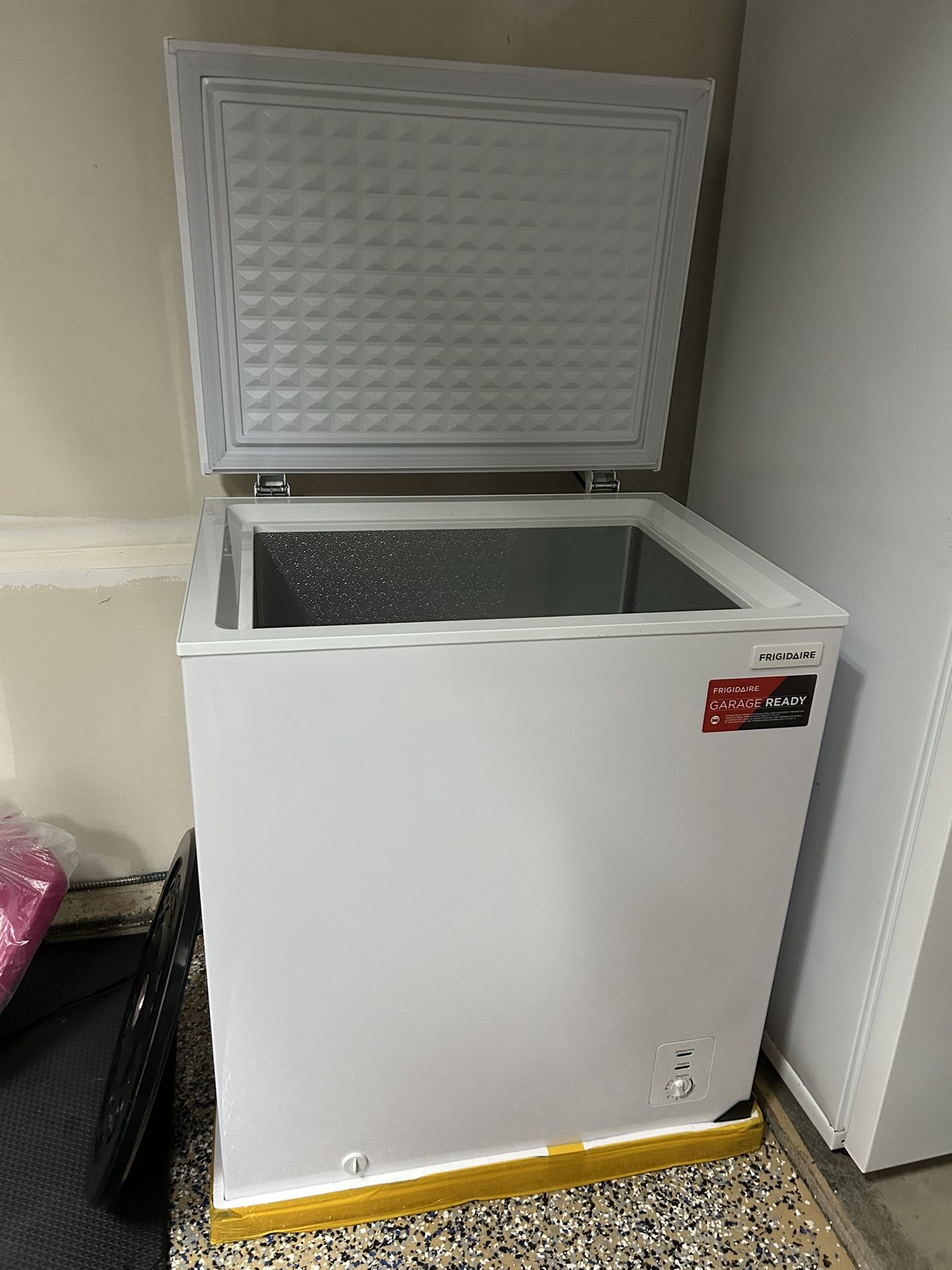 Brand New Frigidaire 5.0 Cu. ft. Chest Freezer, White