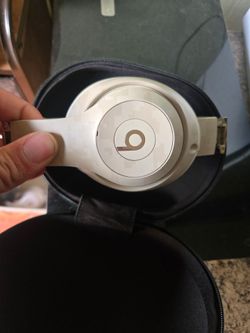 Studio beats by dre