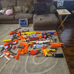 Large NERF GUN And Ammo Collection