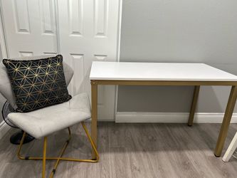 Table & Chair