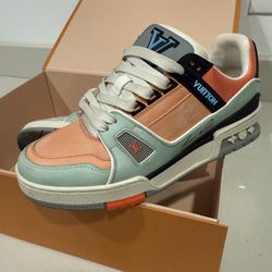 Louis Vuitton LV Trainer Line 23 years Leather Sneakers 37 women Multicolor