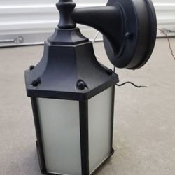 Outdoor Light Fixture