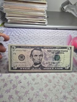 2021 serie $5 dollar star note low serial number  00003700