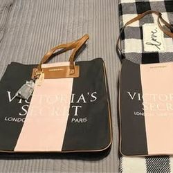 BRAND NEW WITH TAGS Victoria's Secret black and pink canvas tote bags, part of the brand's "London New York Paris" collection Must pick up 