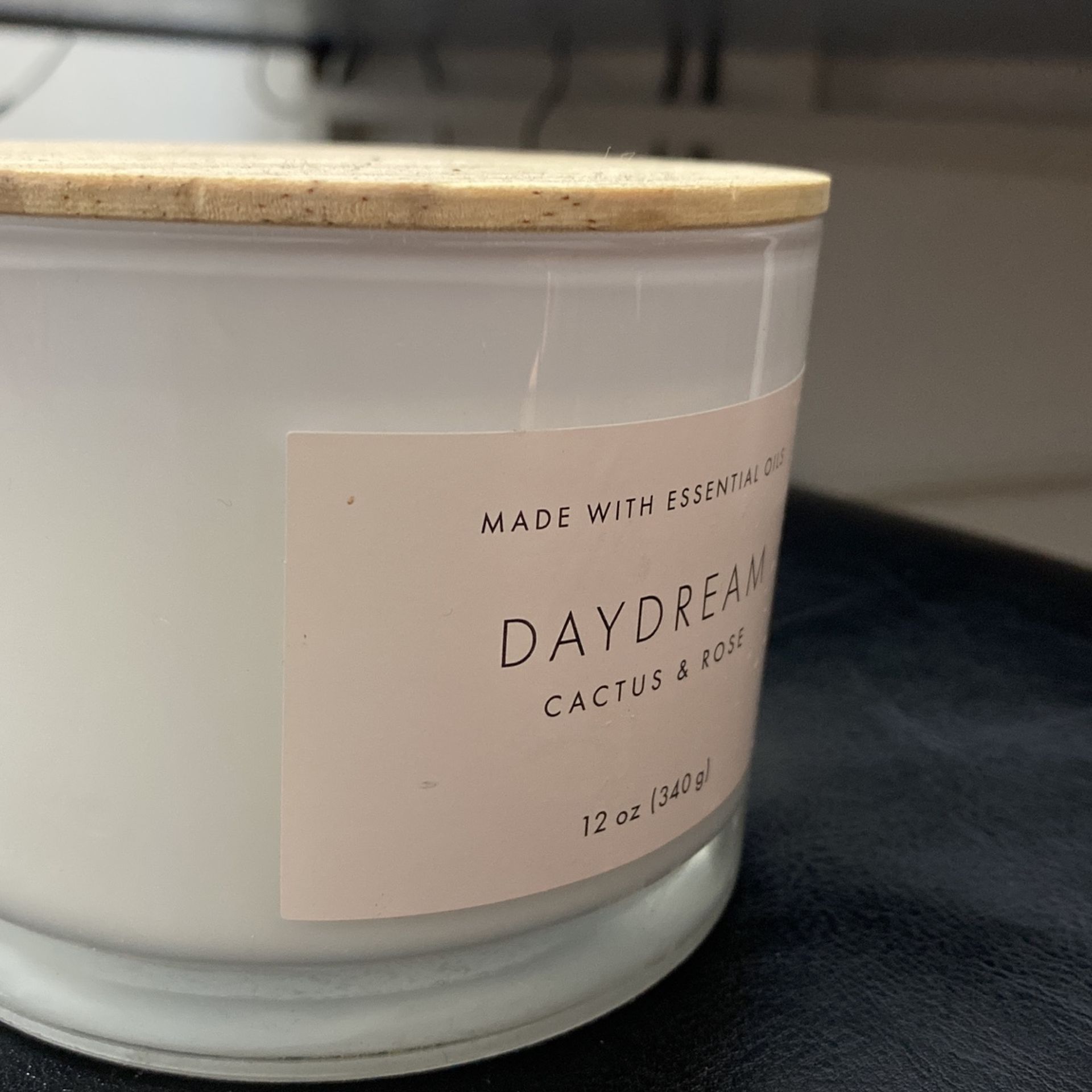 DAYDREAM candle 