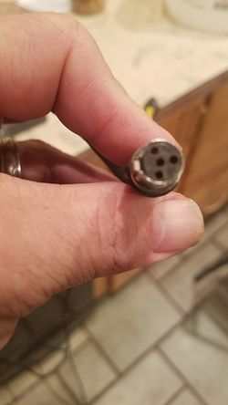 Aerobics instructor mic ee746