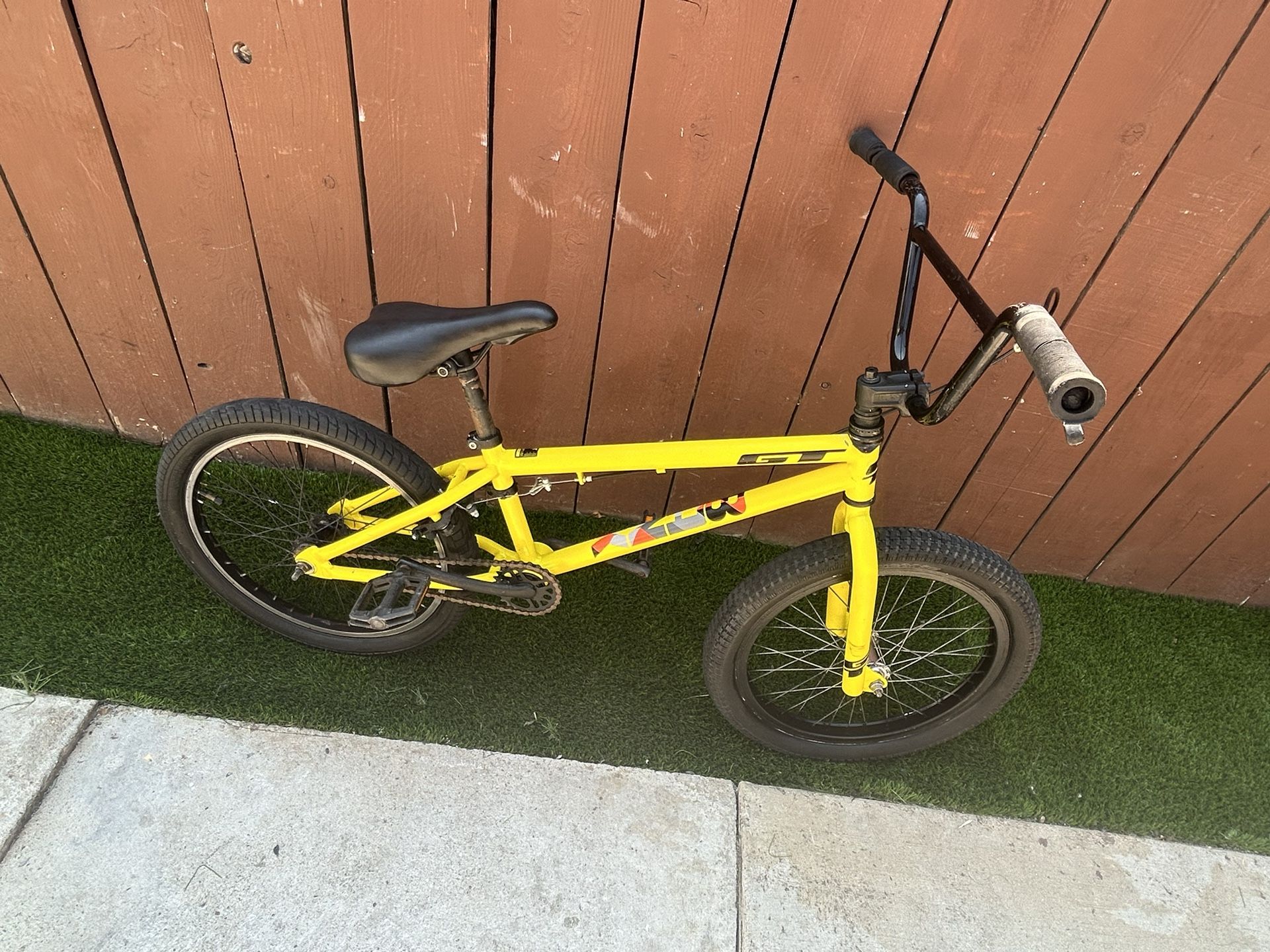 GT BMX BIKE 