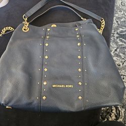 $20 MK blue purse