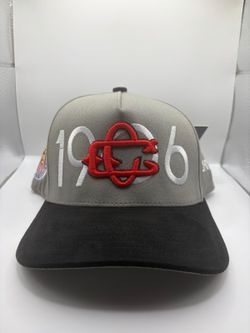 Chivas de Guadalajara. Brand new Hats. Cachuchas y Gorras nuevas. Western, truckers, and sports hats. Located in HESPERIA. INVENTORY