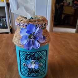 Hand-made Tissue Holder