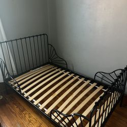 IKEA MINNEN Extendable Bed