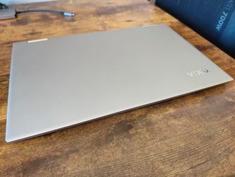 Lenovo Yoga i7