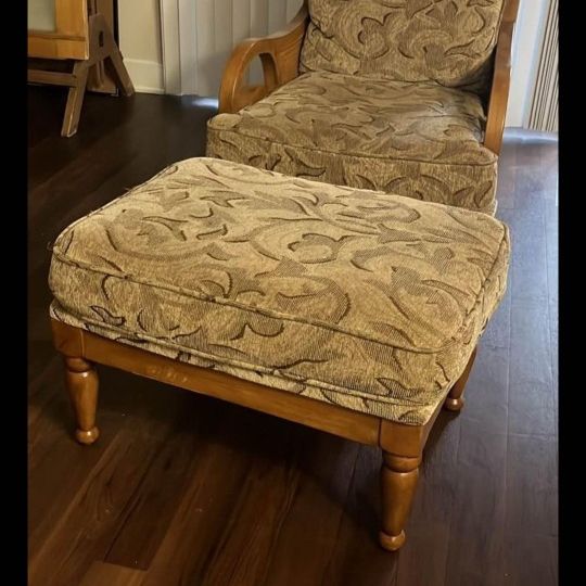 Burwick Chair And Ottoman 