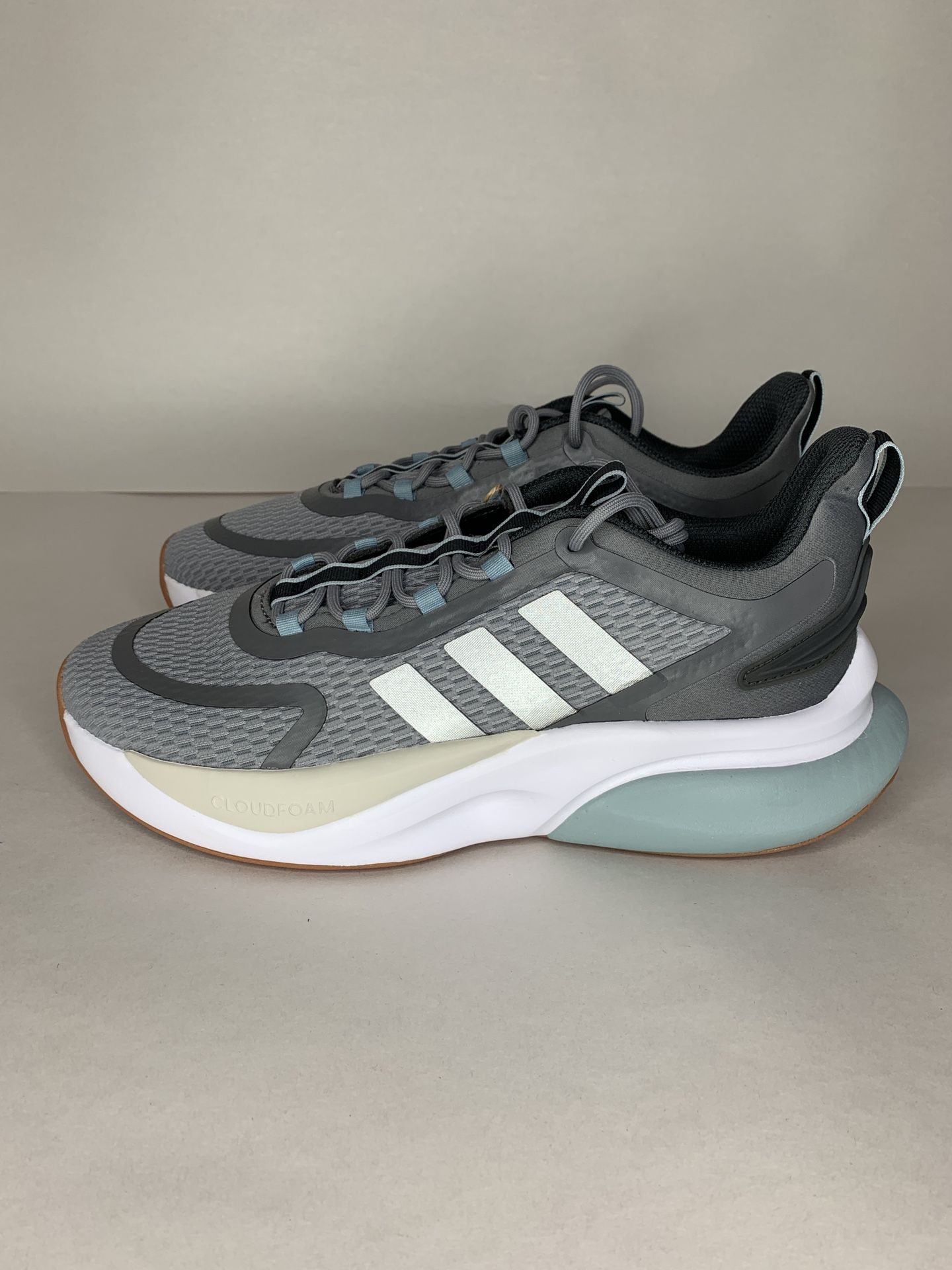 adidas Men's Alphabounce+ Running Shoe - HP6620 Size 9 New without original box.