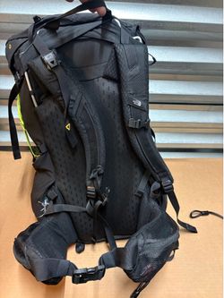New north face camping back pack