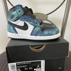 NEW Nike Air Jordan 1 High Retro 