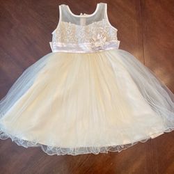 Girl’s Formal Dress - Size 4