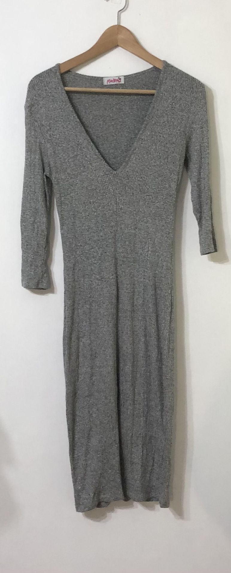 Women’s gray knit dress V-neck long sleeves size L