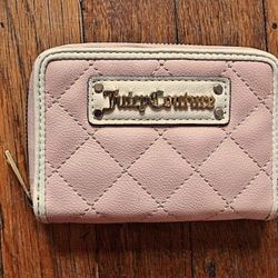 Juicy Couture Bi-Fold Multi Compartment Pink Wallet