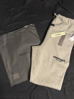 Essential Uncuffed sweats