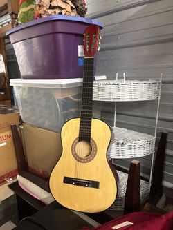 Six string guitar