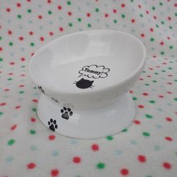 Y YHY White & Black Tilted Elevated Cat Bowl Anti Vomiting Microwave Washer Safe