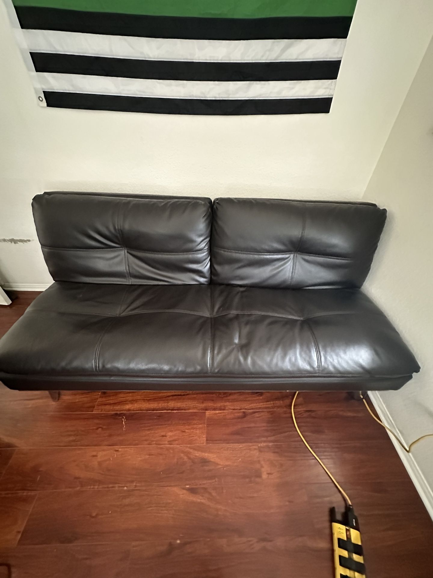 Brown Leather Lounger (couch/bed) 