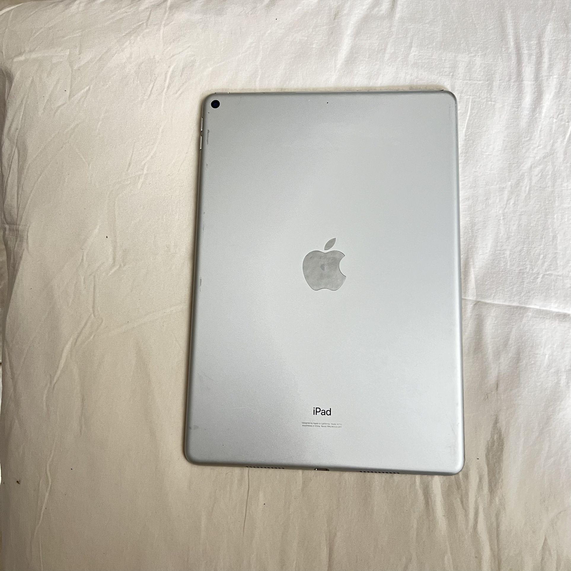 Apple iPad Air 3rd Generation 64gb 10.5” With Wifi