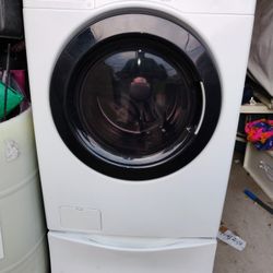 Kenmore Front Load Washer Vgc Like New On Pedestal  N Free Dryer Included 