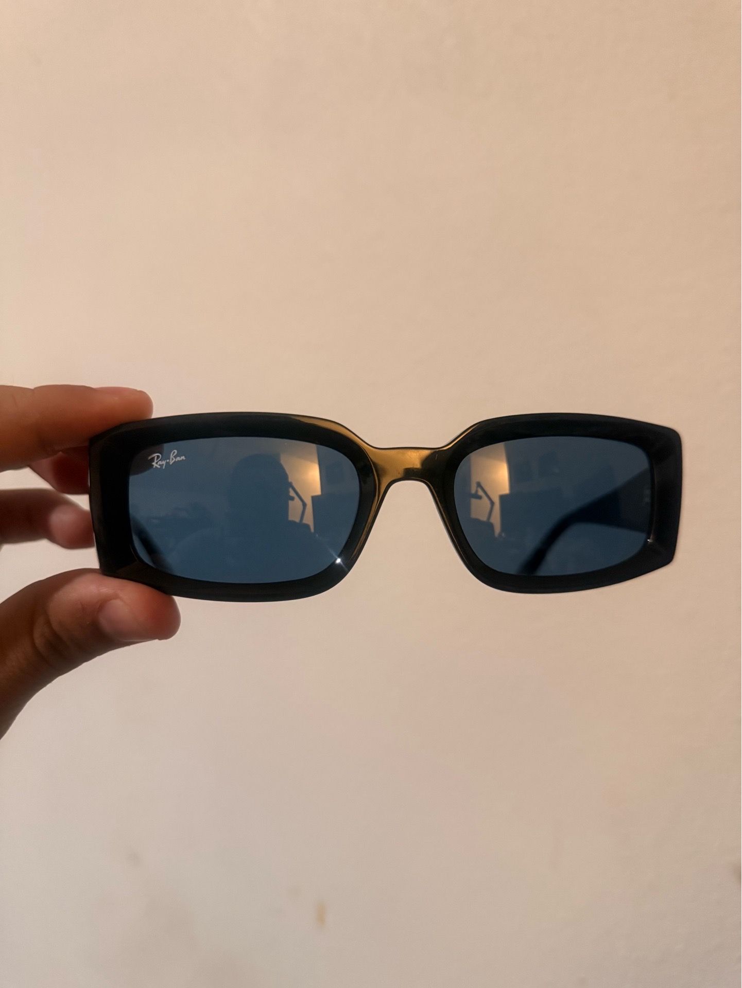 RAYBANS 2026